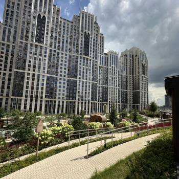 Продается 1-комнатная квартира, 43 м²