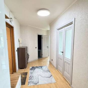 Продается 2-х комнатная квартира, 60 м²