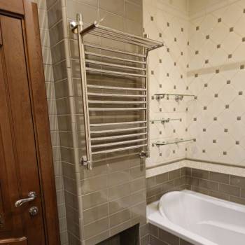 Продается Многокомнатная квартира, 100 м²