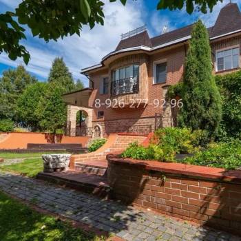Продается Дом, 442 м²