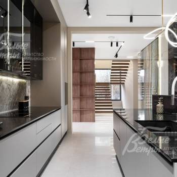 Продается Дом, 356 м²