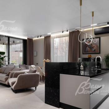 Продается Дом, 356 м²