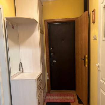Сдается 1-комнатная квартира, 39 м²
