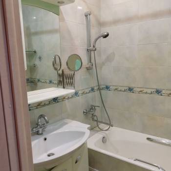 Сдается 1-комнатная квартира, 50 м²