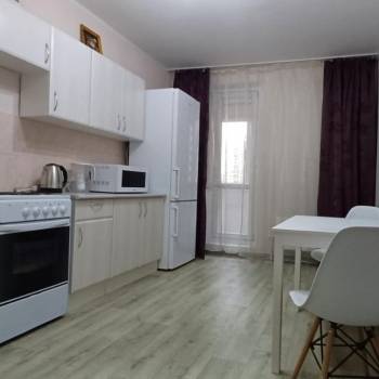 Продается 1-комнатная квартира, 44,4 м²