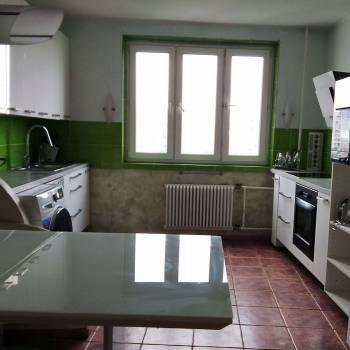 Сдается Многокомнатная квартира, 76 м²