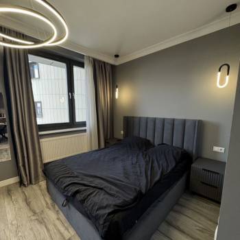 Сдается 1-комнатная квартира, 49 м²