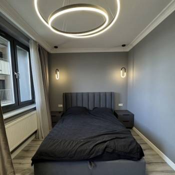 Сдается 1-комнатная квартира, 49 м²