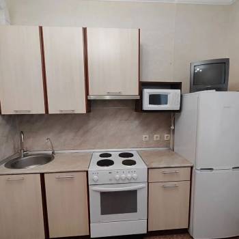 Сдается 1-комнатная квартира, 38 м²