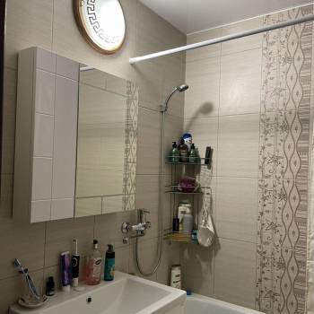 Сдается 1-комнатная квартира, 65 м²