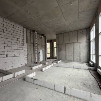 Продается Многокомнатная квартира, 123 м²
