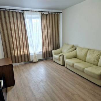Сдается 1-комнатная квартира, 38 м²