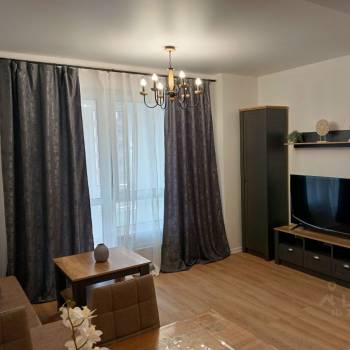 Сдается 1-комнатная квартира, 43 м²