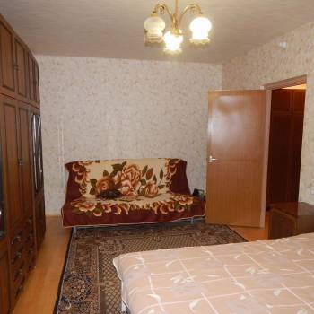 Продается 1-комнатная квартира, 38 м²