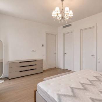 Сдается Многокомнатная квартира, 90 м²