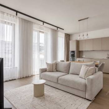 Сдается Многокомнатная квартира, 90 м²