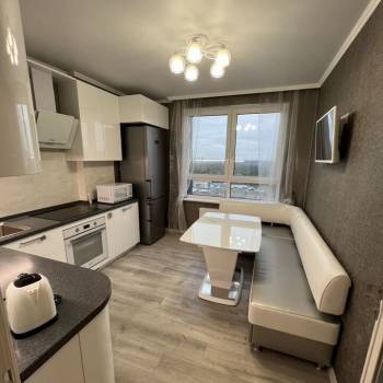 Сдается 2-х комнатная квартира, 64 м²