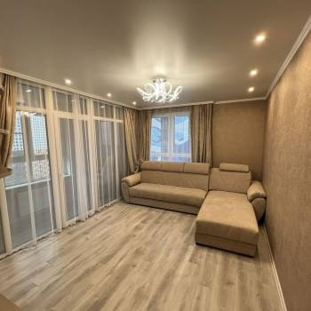 Сдается 2-х комнатная квартира, 64 м²
