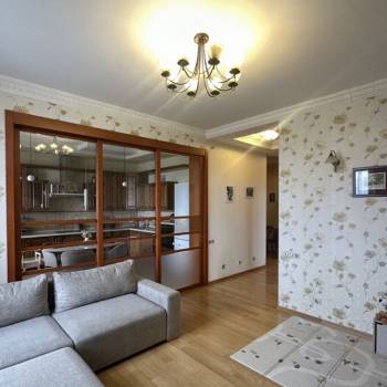 Продается 2-х комнатная квартира, 78,6 м²