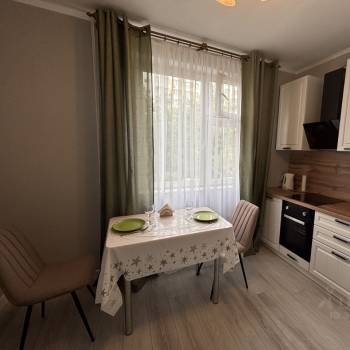 Продается 1-комнатная квартира, 38 м²