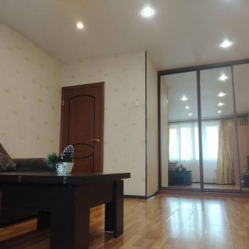 Сдается 1-комнатная квартира, 42 м²