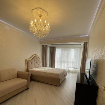 Сдается 1-комнатная квартира, 49 м²