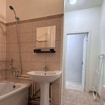 Сдается 1-комнатная квартира, 39,9 м²
