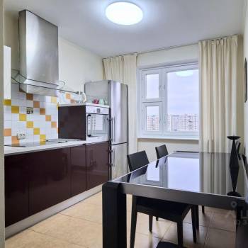 Сдается 2-х комнатная квартира, 53,8 м²