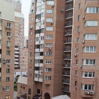 Продается 3-х комнатная квартира, 130 м²