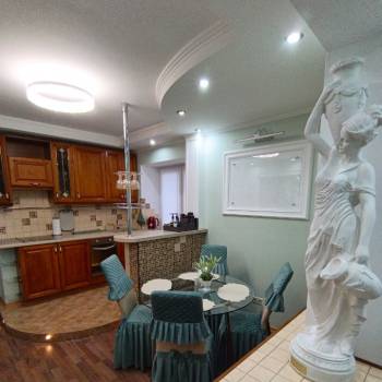 Сдается 2-х комнатная квартира, 68,7 м²