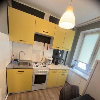 Продается 1-комнатная квартира, 32 м²