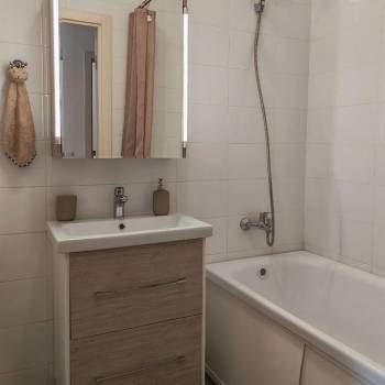 Продается 1-комнатная квартира, 46,8 м²