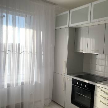 Сдается 1-комнатная квартира, 37 м²