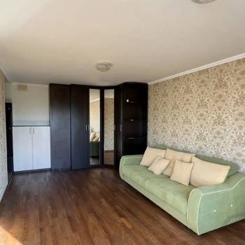Сдается 1-комнатная квартира, 35 м²