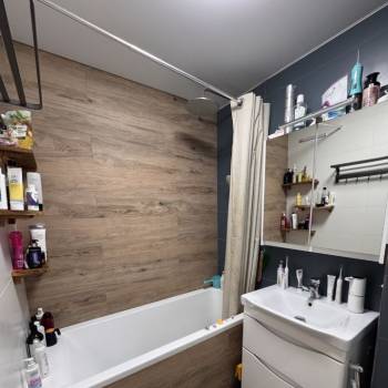 Продается 2-х комнатная квартира, 73 м²