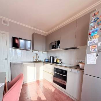 Продается 2-х комнатная квартира, 52 м²