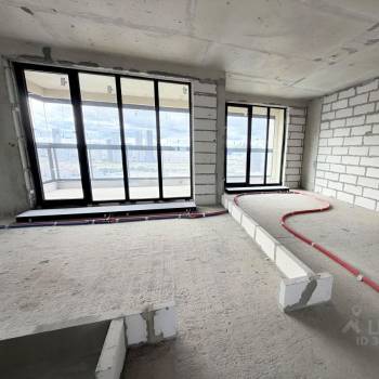 Продается Многокомнатная квартира, 158,2 м²