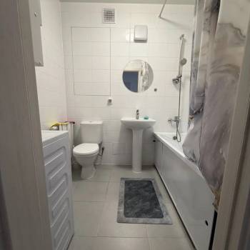 Сдается 2-х комнатная квартира, 60 м²
