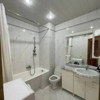 Сдается 1-комнатная квартира, 38 м²