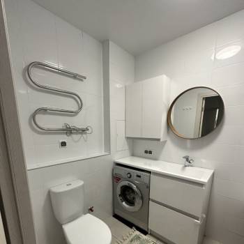 Продается 1-комнатная квартира, 40,4 м²