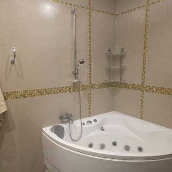 Сдается 2-х комнатная квартира, 80 м²