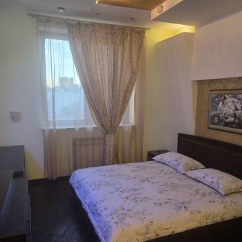 Сдается 2-х комнатная квартира, 80 м²