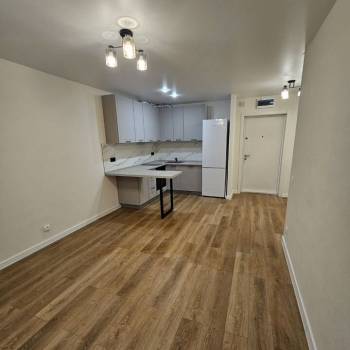 Сдается 1-комнатная квартира, 40 м²