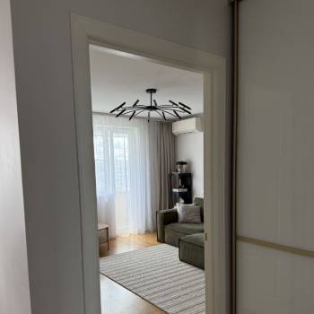 Продается 1-комнатная квартира, 39 м²