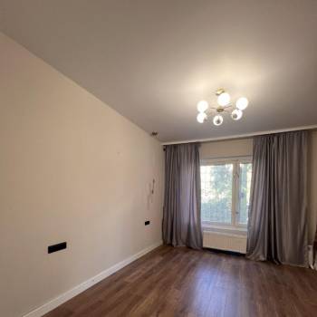 Продается 3-х комнатная квартира, 57 м²