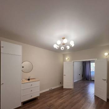 Продается 3-х комнатная квартира, 57 м²