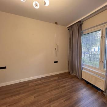 Продается 3-х комнатная квартира, 57 м²
