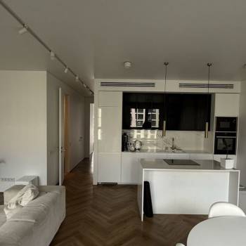 Продается 2-х комнатная квартира, 69 м²