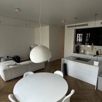 Продается 2-х комнатная квартира, 69 м²