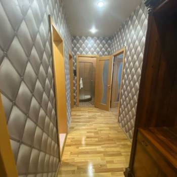 Сдается Многокомнатная квартира, 60 м²